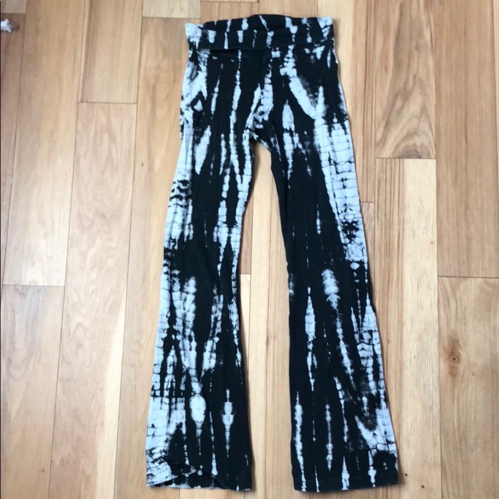 Hard tail pants